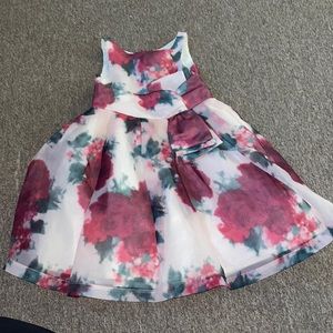 Little girls dress